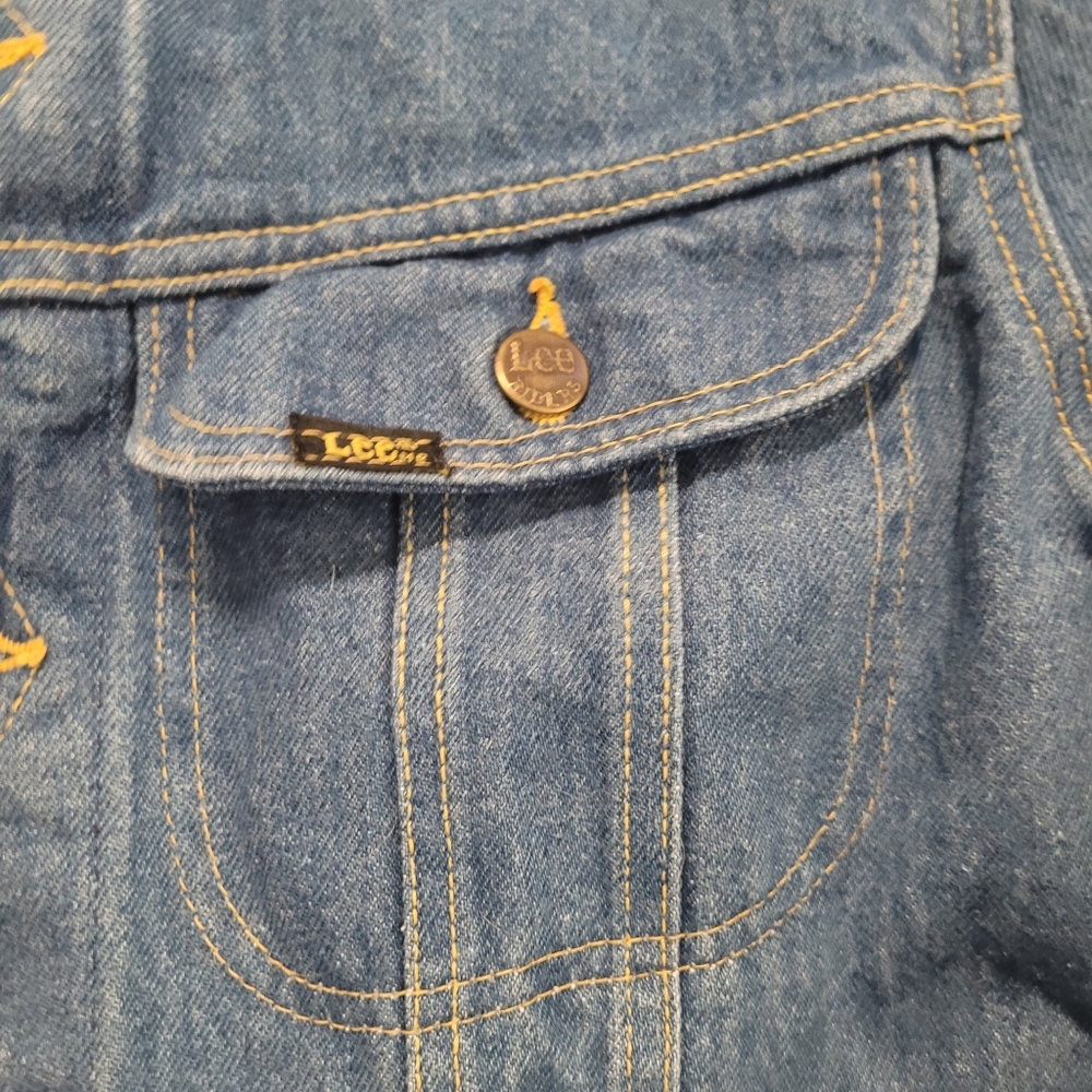 Vintage Lee Denim Jean Trucker Jacket Size 40 Blue Made In USA - Picture 5 of 10